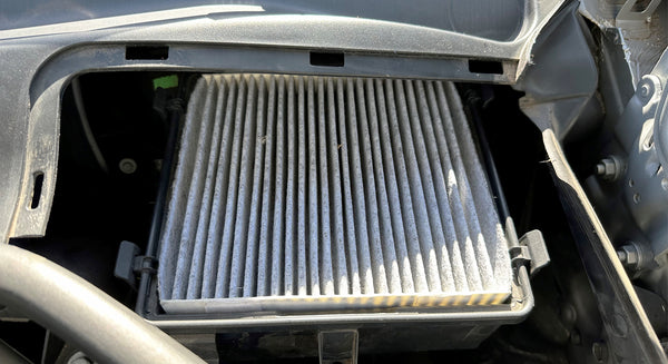 How to Replace the Cabin Filter and Recirculated Air Filter in a BMW F25 X3 or F26 X4